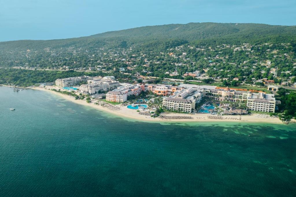Iberostar Selection Rose Hall Suites