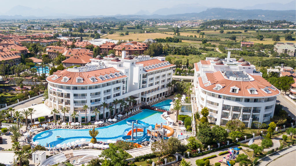 Alba Queen Hotel