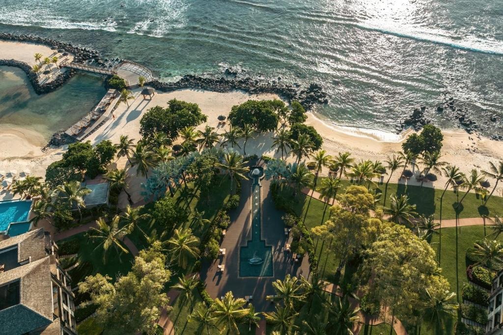 Intercontinental Mauritius Balaclava