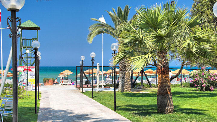 Hotel Batihan Beach Resort and Spa