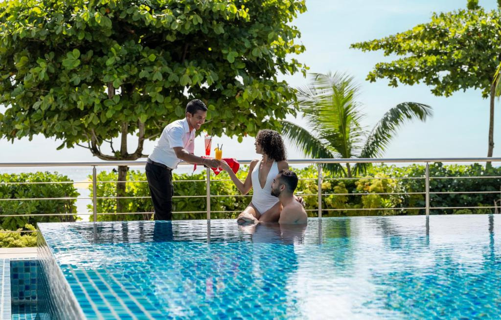 Acajou Beach Resort