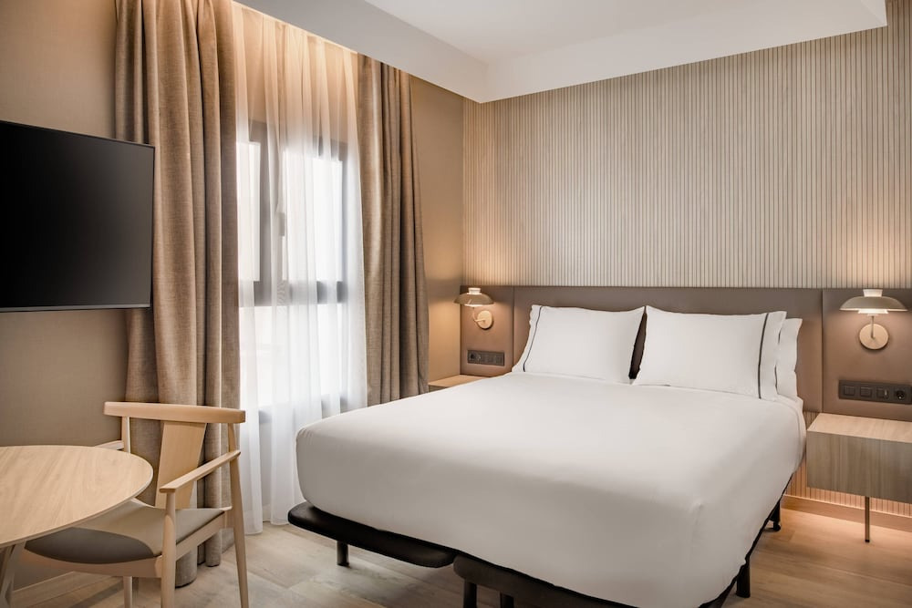  AC Hotel by Marriott Tenerife 