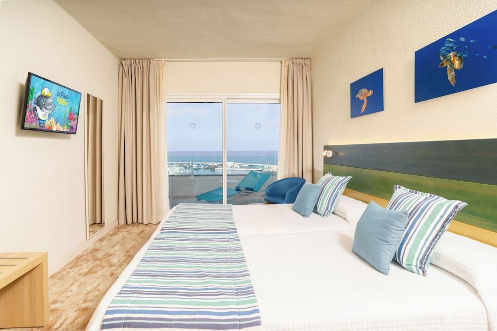 HOVIMA La Pinta Beachfront Family Hotel