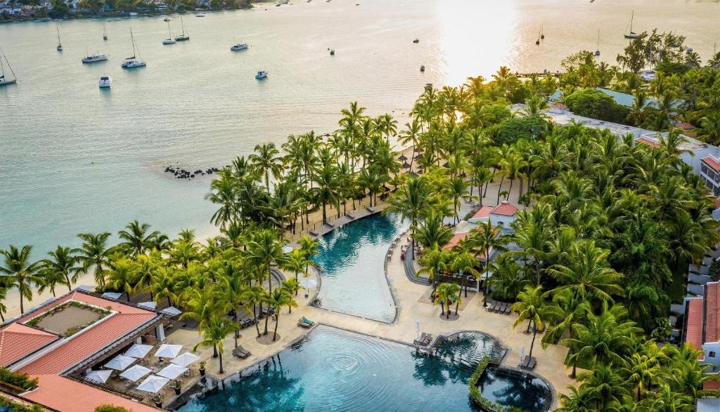 Mauricia Beachcomber Resort and Spa