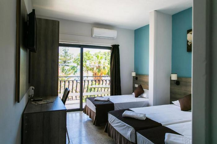 Hotel Beach Garden 