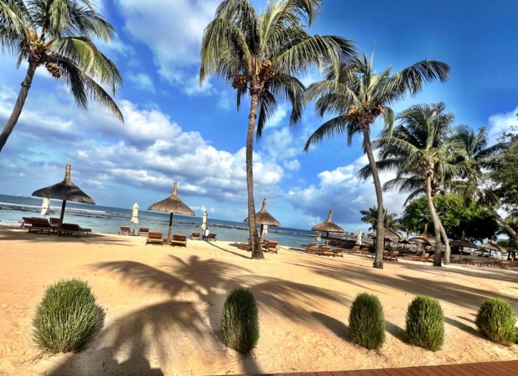 Intercontinental Mauritius Balaclava