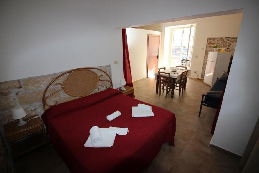 Apartman Case Vacanza Terrasini 2000