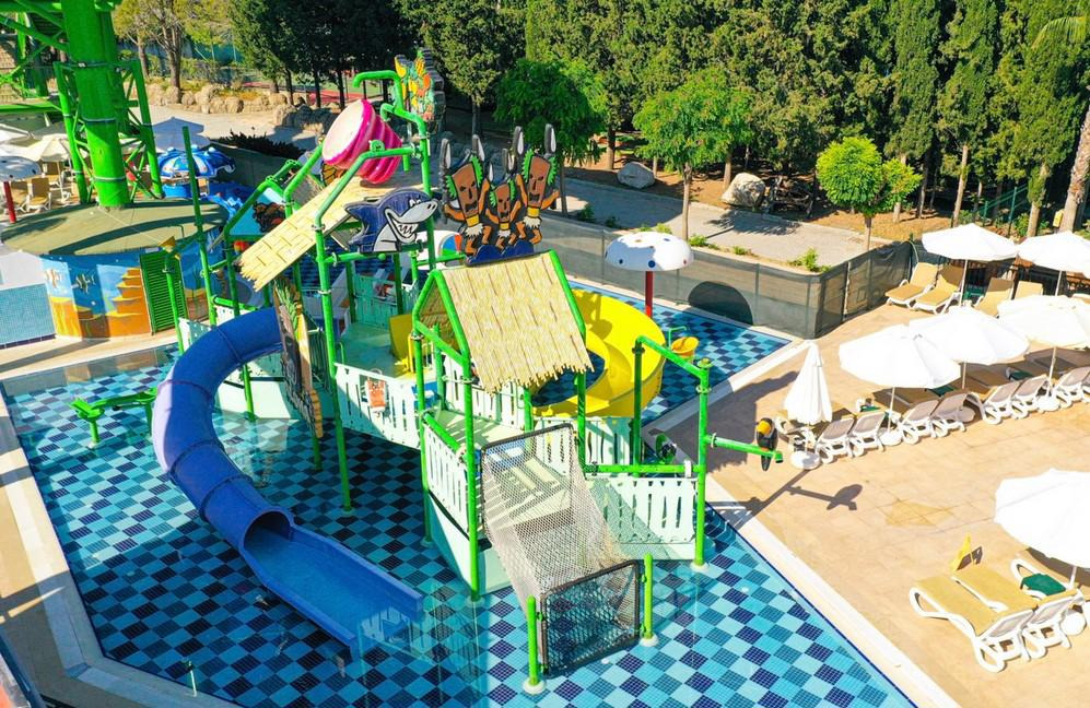 Hotel Crystal Sunset Luxury Resort & Spa 