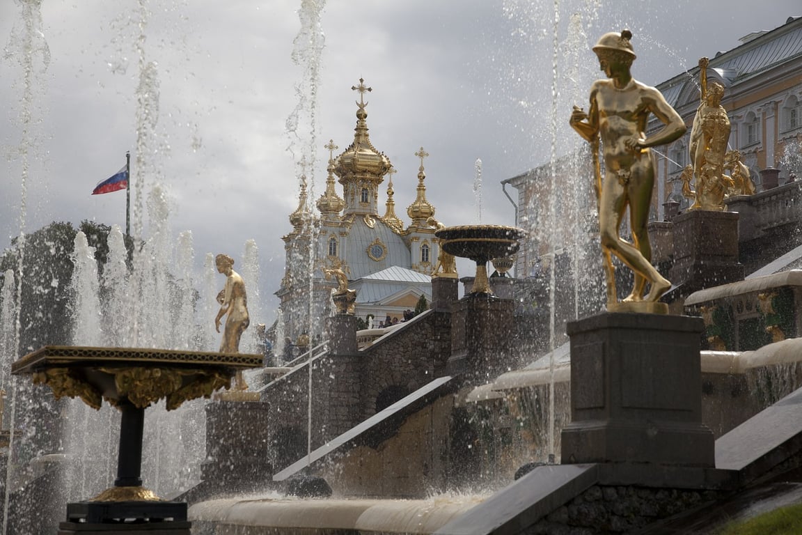 Sankt Peterburg i Moskva