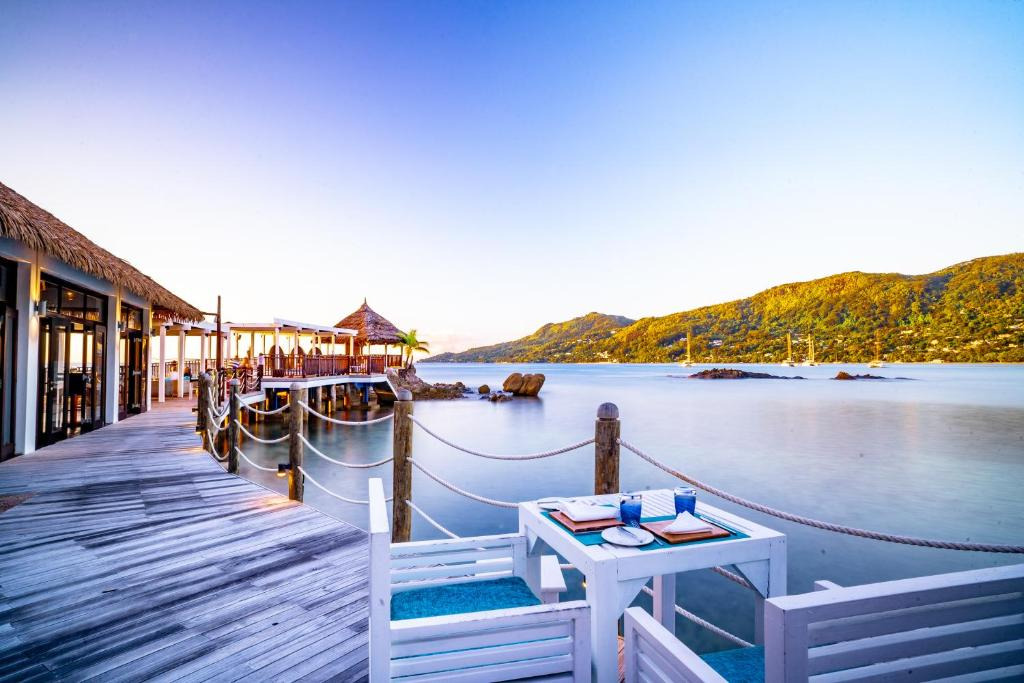 Fishermans Cove Resort