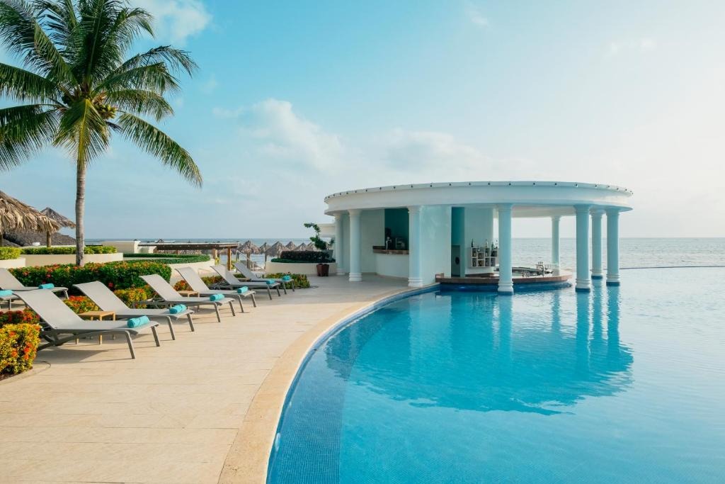Iberostar Selection Rose Hall Suites