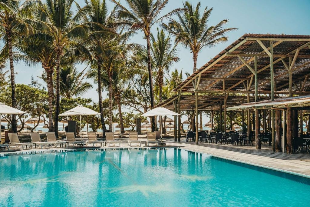 Crystals Beach Resort Belle Mare