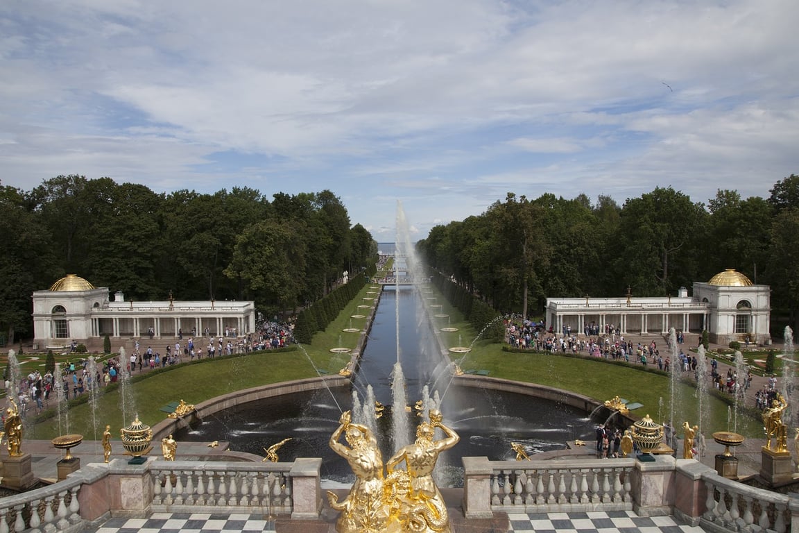 Sankt Peterburg i Moskva