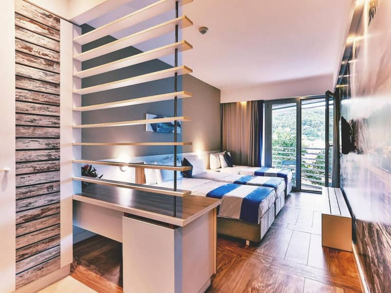Hotel Carine Delfin