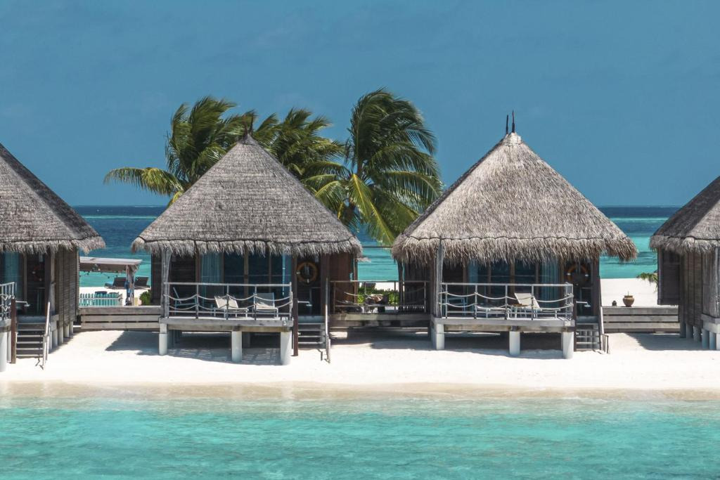Constance Moofushi Maldives