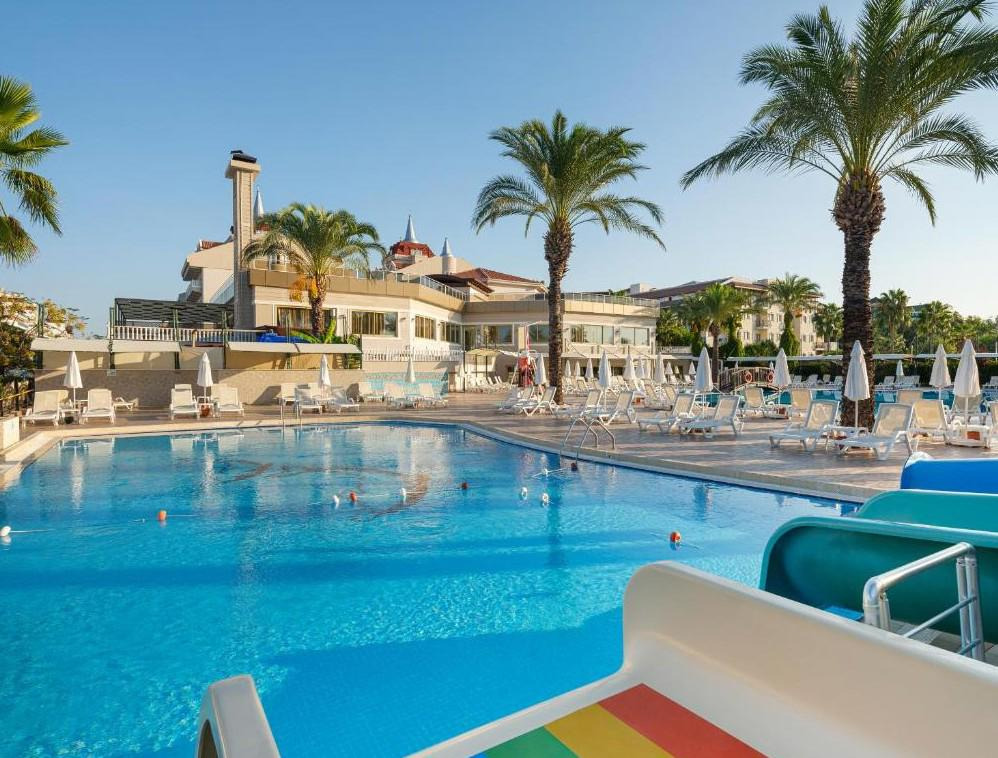 Hotel Aydinbey Famous Resort