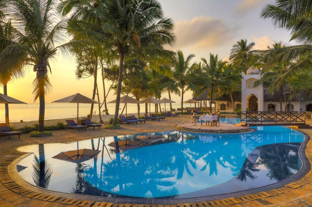 Sultan Sands Island Resort