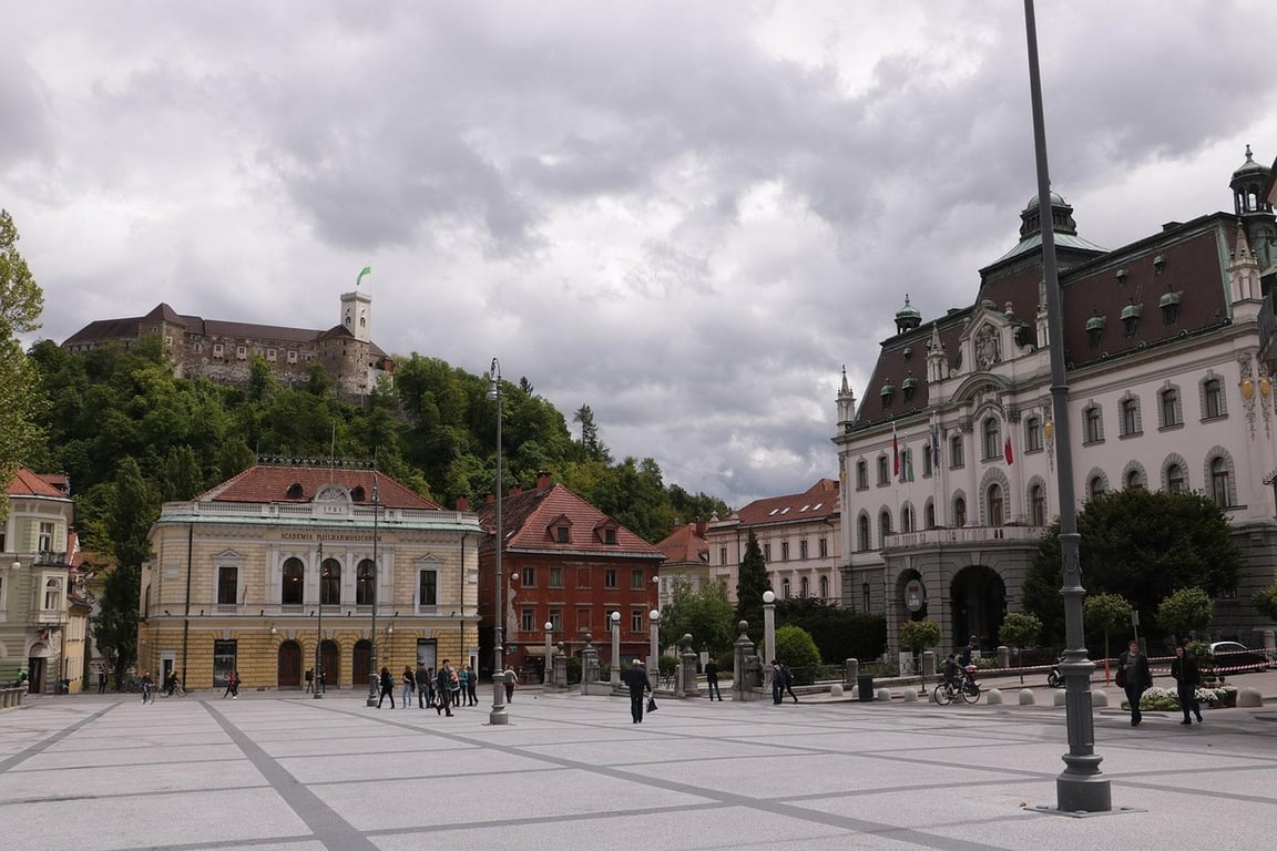 Slovenija - Skijanje i sankanje