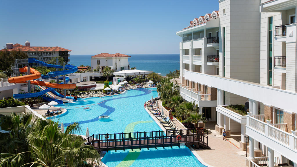 Alba Queen Hotel