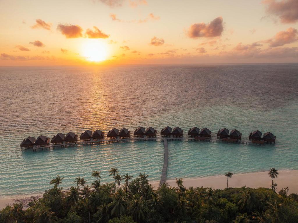 Veligandu Maldives Resort Island