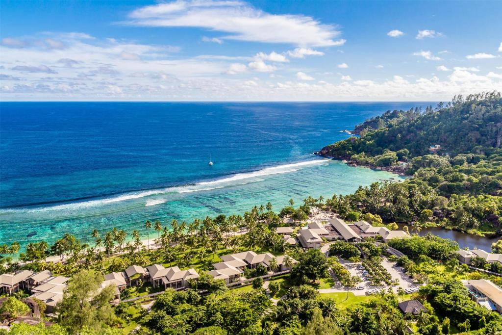 Kempinski Resort Baie Lazare