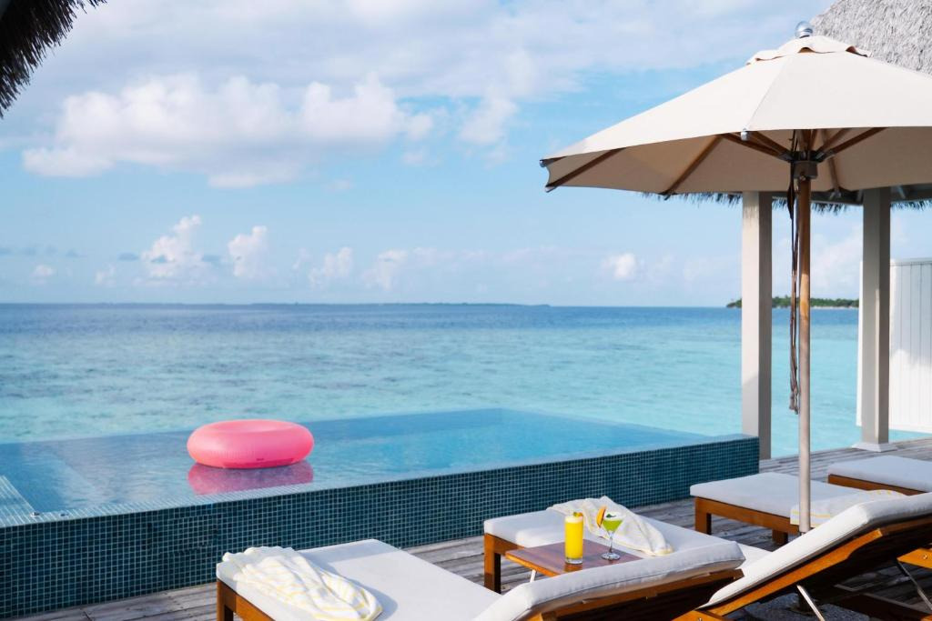 The Standard Huruvalhi Maldives