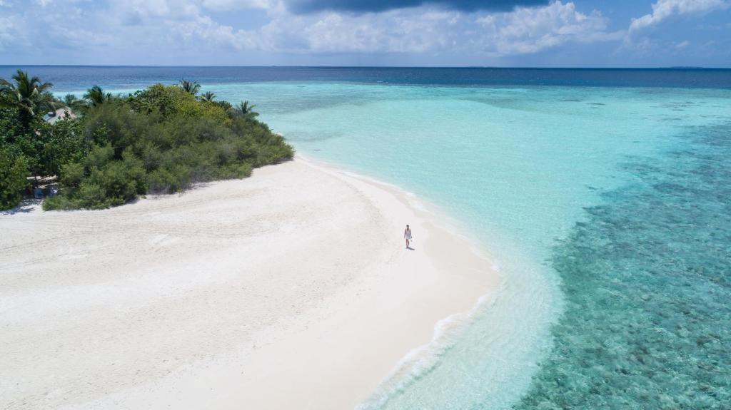 Embudu Village Maldivi