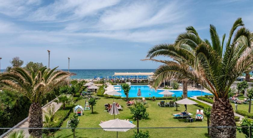 Aparthotel Marinos Beach
