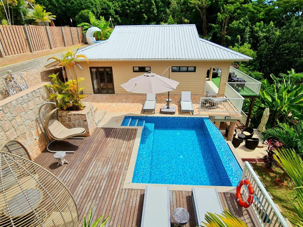 Le Duc De Praslin Hotel and Villas