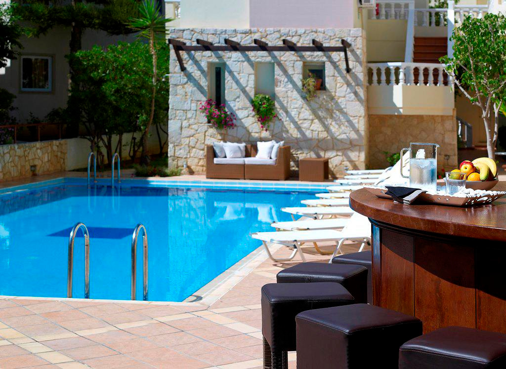 Hotel Elotis Suites 