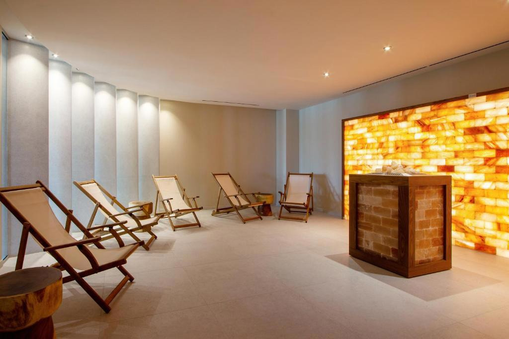 Ammoa Luxury Hotel & Spa Reosrt