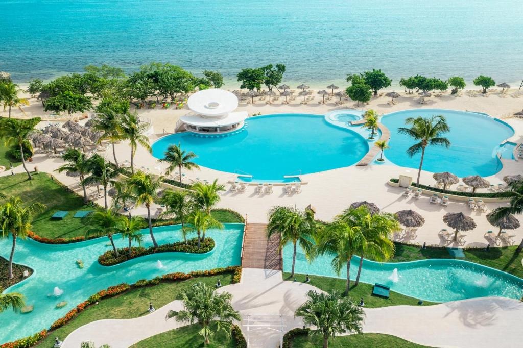 Iberostar Waves Rose Hall Beach