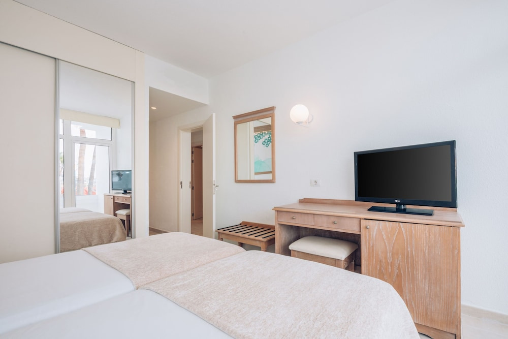  Iberostar Waves Las Dalias