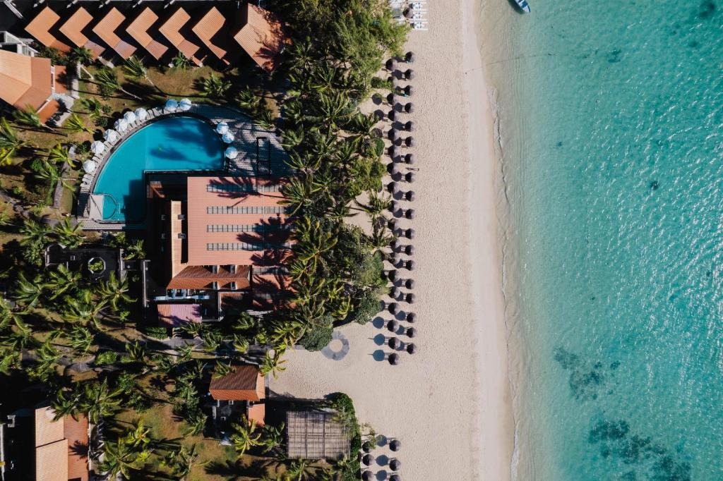Crystals Beach Resort Belle Mare