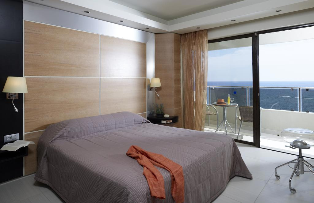 Hotel Esperos Mare