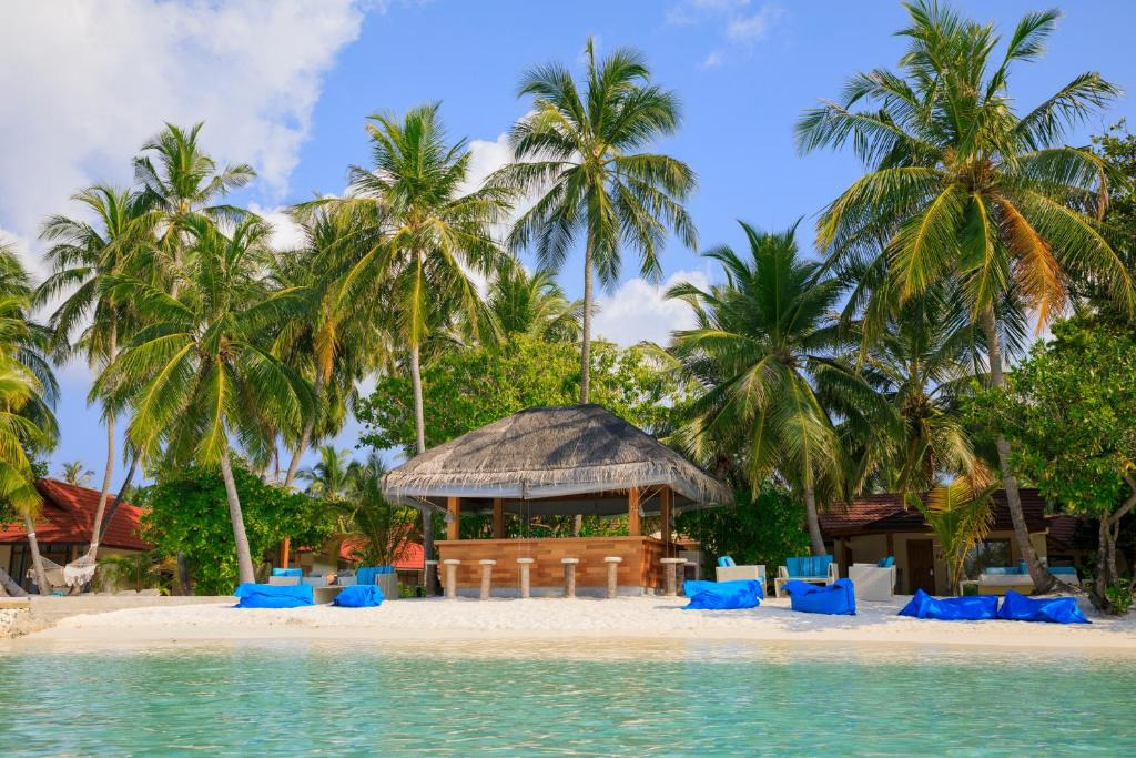 Niva Kurumba Maldives