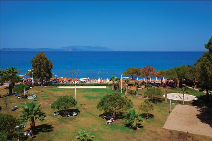 Hotel Batihan Beach Resort and Spa