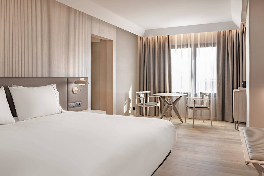  AC Hotel by Marriott Tenerife 