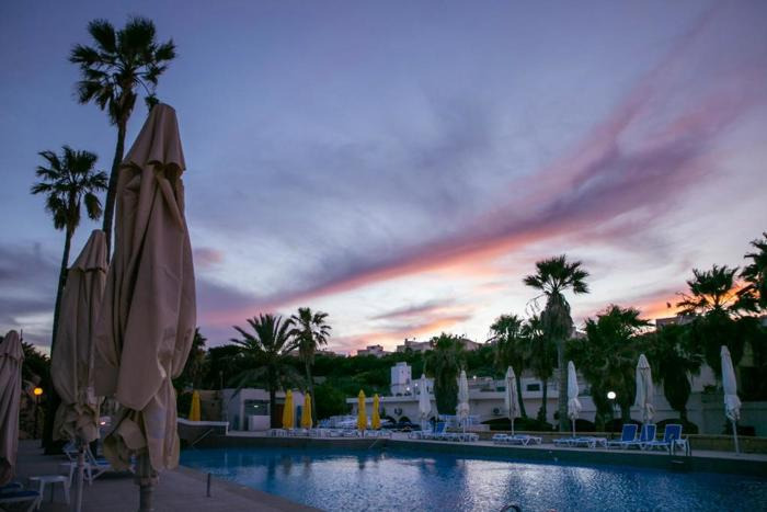 Hotel Beach Garden 