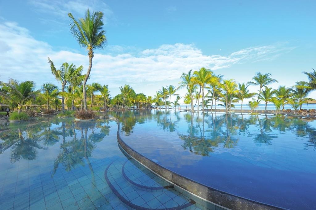 Trou aux Biches Beachcomber