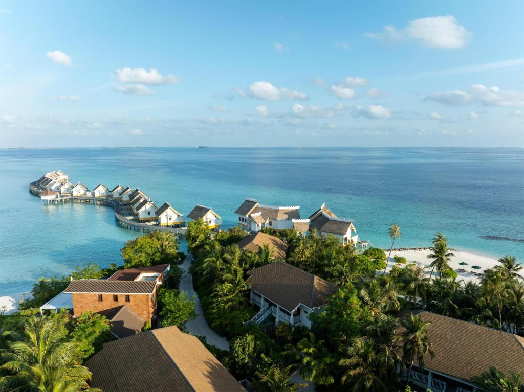 Saii Lagoon Curio Collection Hilton