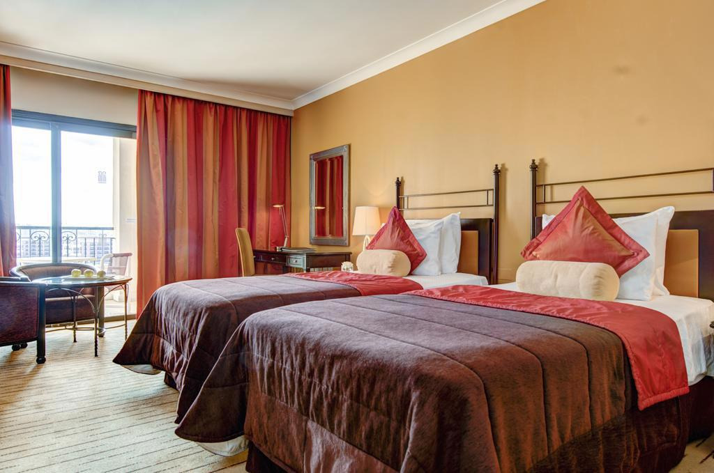 Hotel Corinthia St.Georges Bay