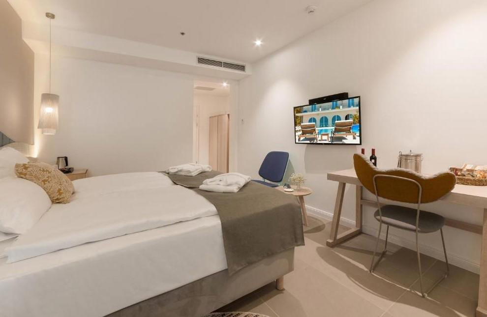 Hotel Bluesun Jadran
