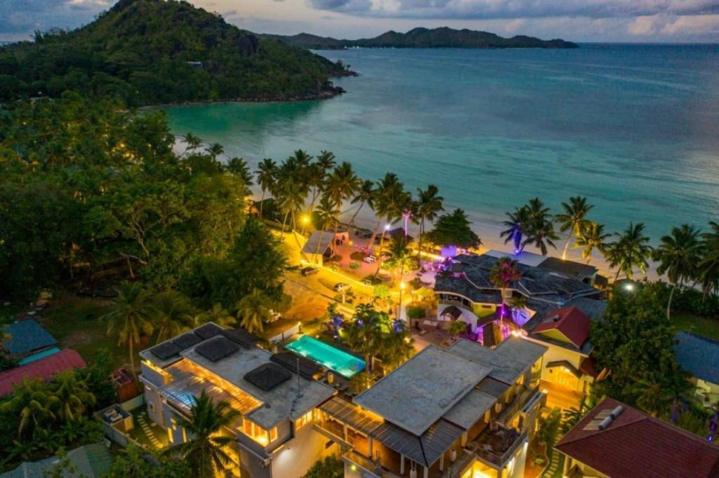 Le Duc De Praslin Hotel and Villas
