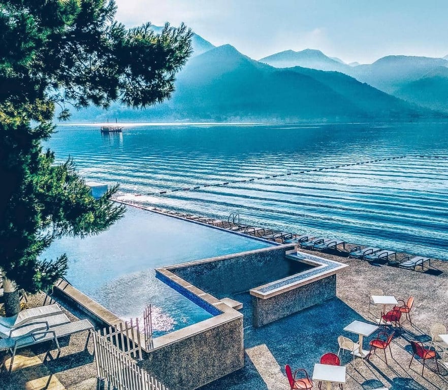 Hotel Carine Delfin