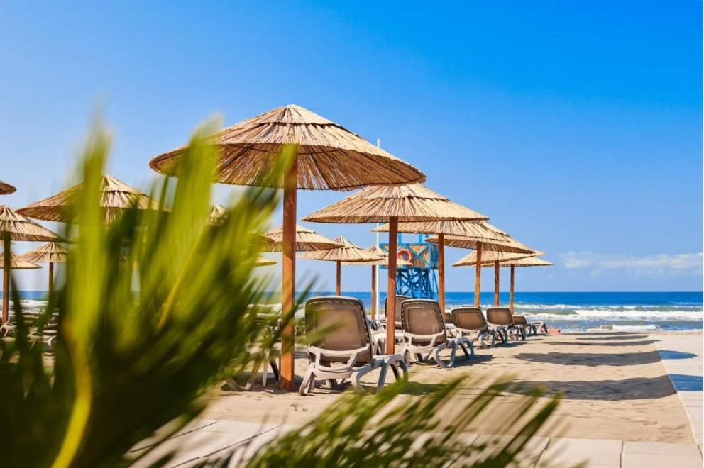 Hotel Azul Beach Resort