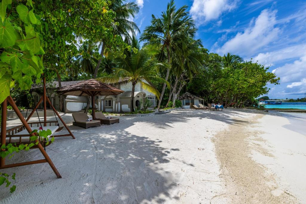 Nika Island Resort and Spa
