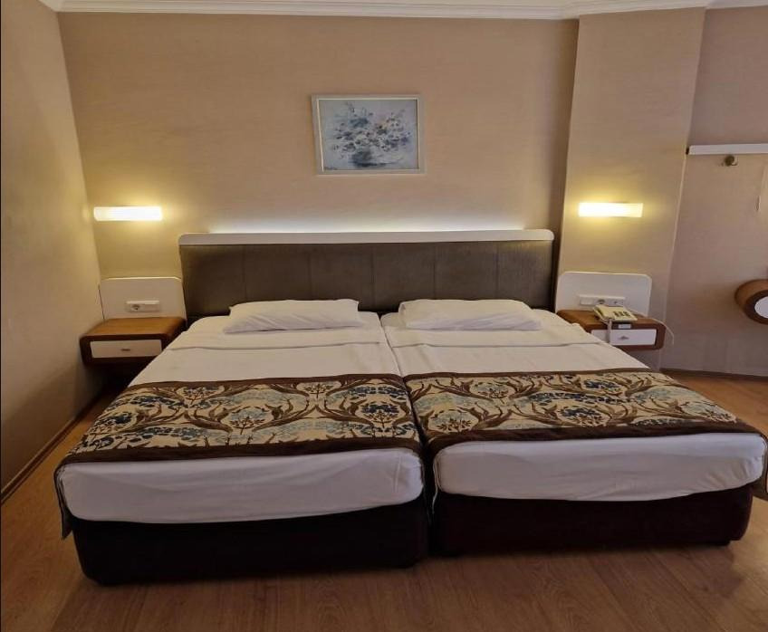 Hotel Azak