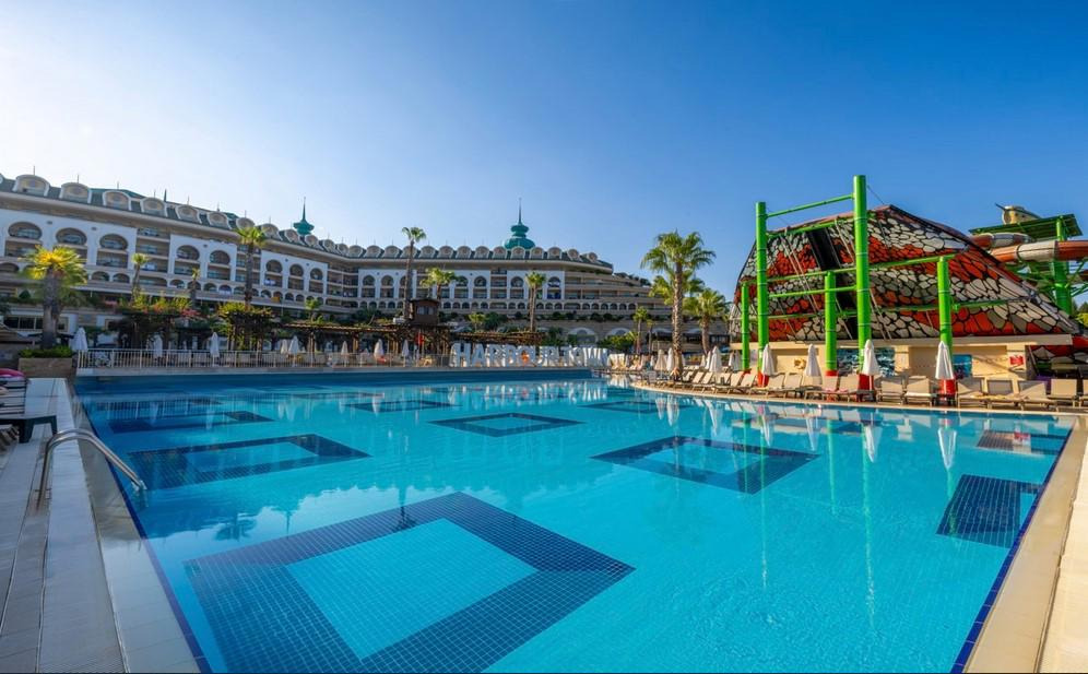 Hotel Crystal Sunset Luxury Resort & Spa 
