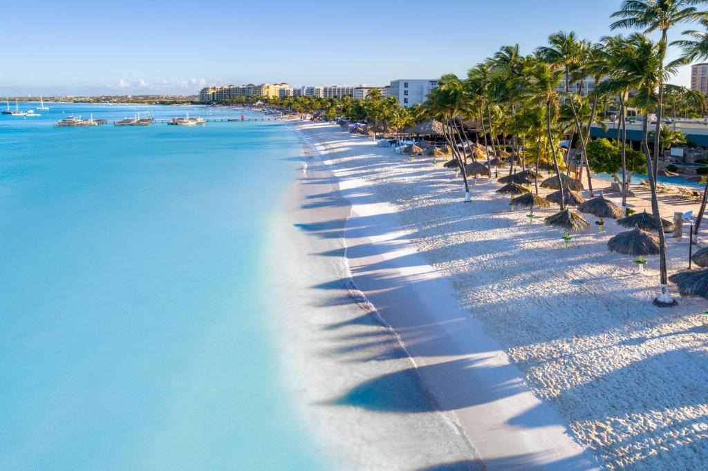 Holiday Inn Resort Aruba Resort